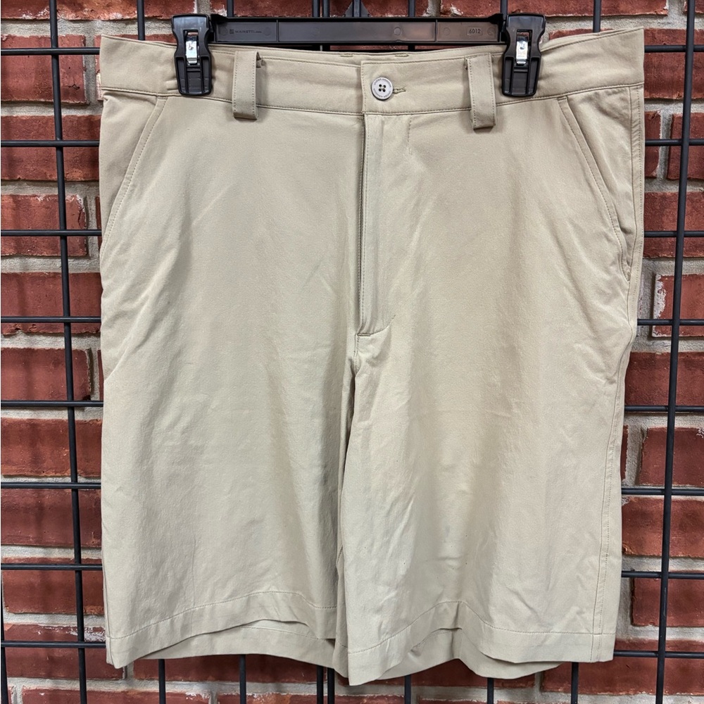 Under Armour Men’s Performance Golf Shorts – Size 32 – Khaki – 9” Inseam
